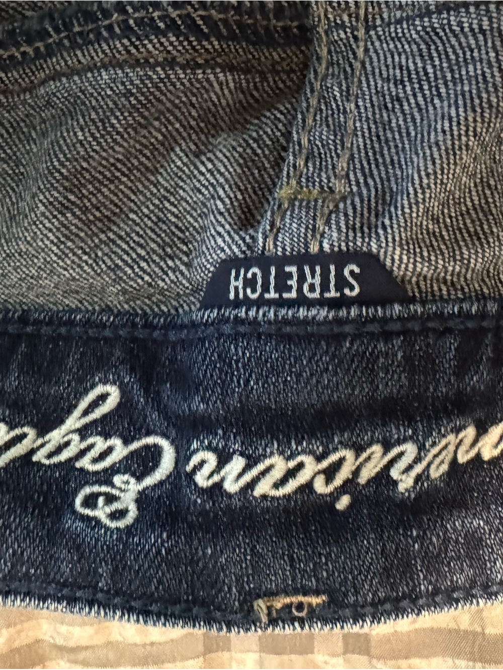 American Eagle Outfitters Women’s Dark Blue Denim Jean Shorts - Picture 3 of 4